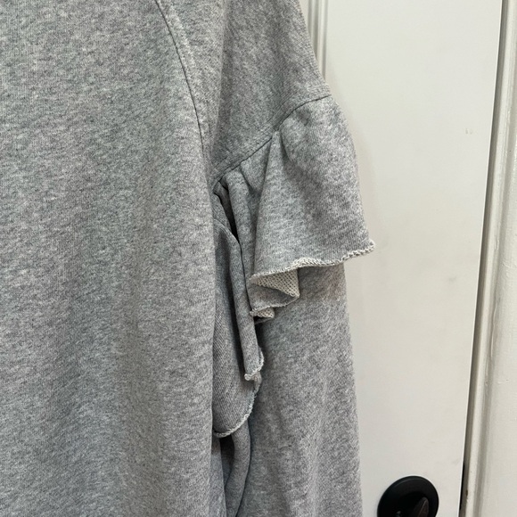 Something navy gray 100% cotton sweatshirt ruffle size medium buttons - Picture 3 of 5